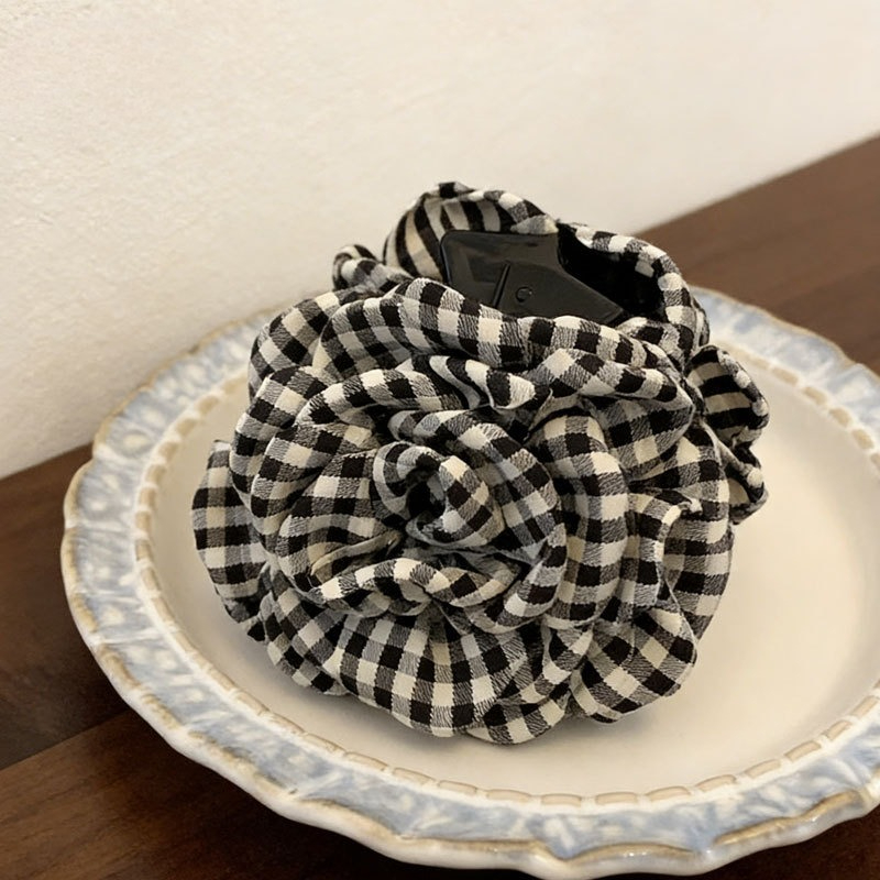 Luxury Houndstooth Flower Hair - Travel Accessories Aesthetic ulasan dan harga