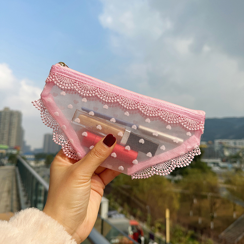 Briefs Shape Travel Cosmetic B - Travel Accessories Toiletries ulasan dan harga