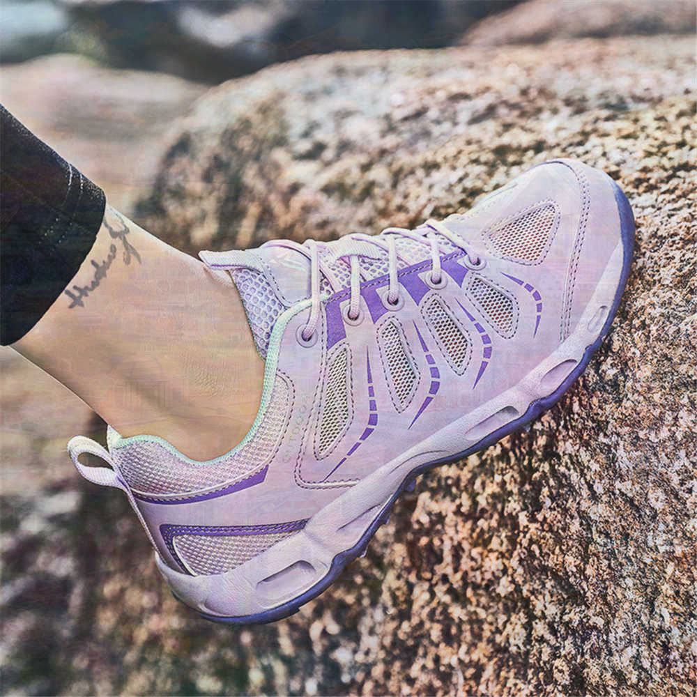 Sumer Round Tip Silver Sneaker - Travel Accessories Long Flight ulasan dan harga